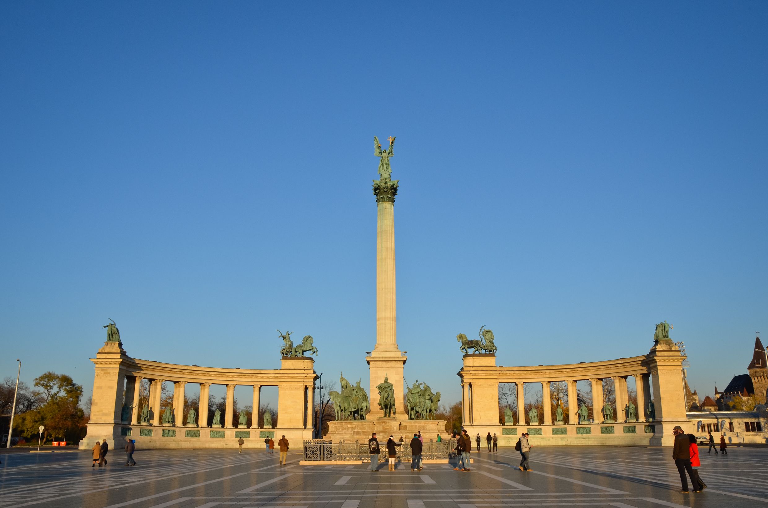 https://mdw-travel-data-us-east-1.s3.amazonaws.com/img/country/Hungary/Gyongyos-Historical-Center/img_01.jpg