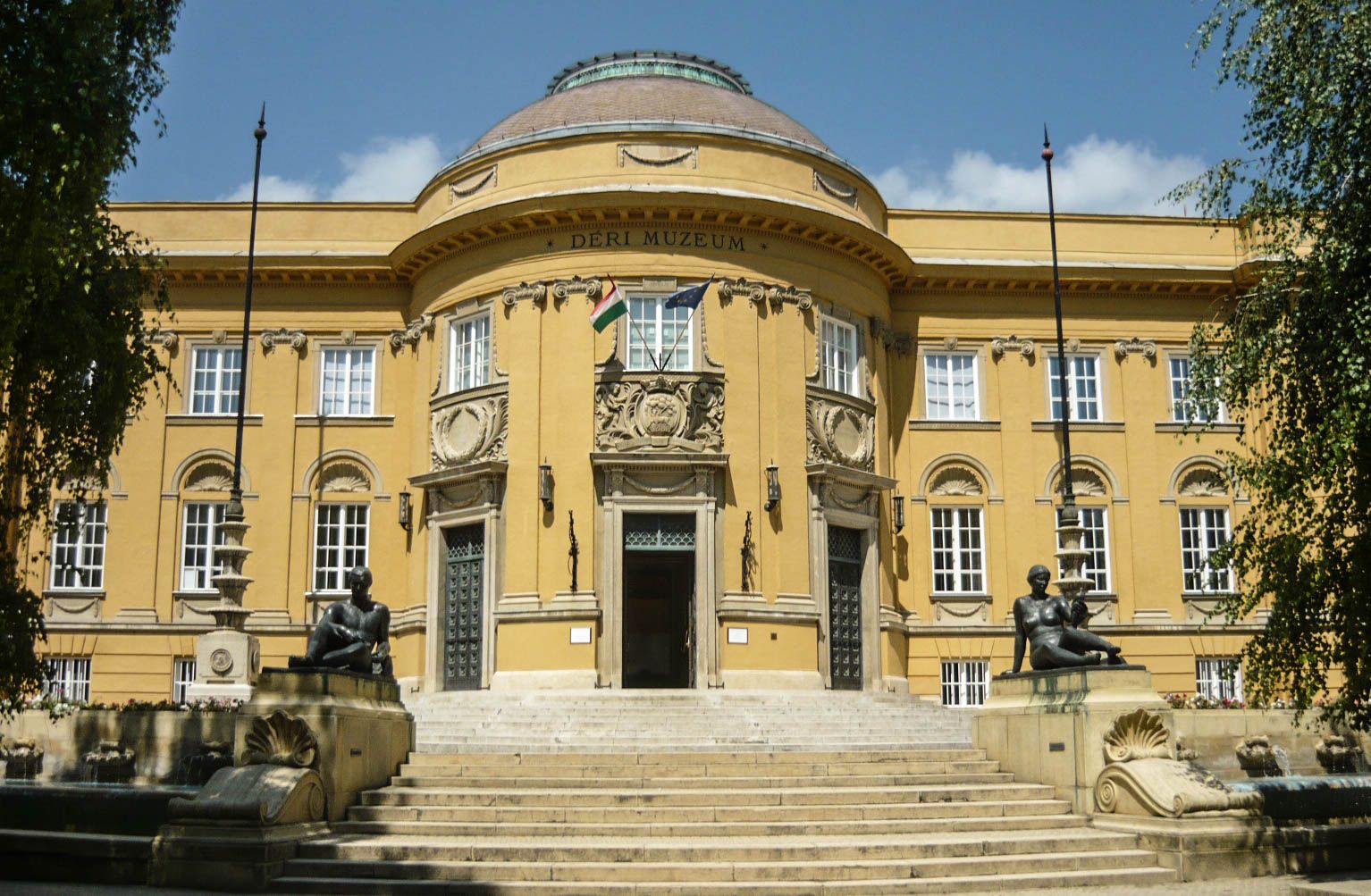 https://mdw-travel-data-us-east-1.s3.amazonaws.com/img/country/Hungary/Hajdu-Bihar-County-Museum/img_03.jpg