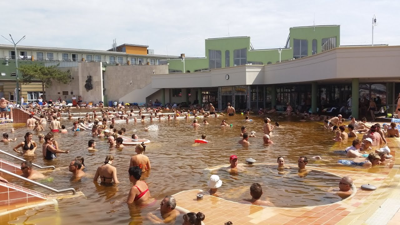 https://mdw-travel-data-us-east-1.s3.amazonaws.com/img/country/Hungary/Hajduszoboszlo-Aqua-Park/img_03.jpg