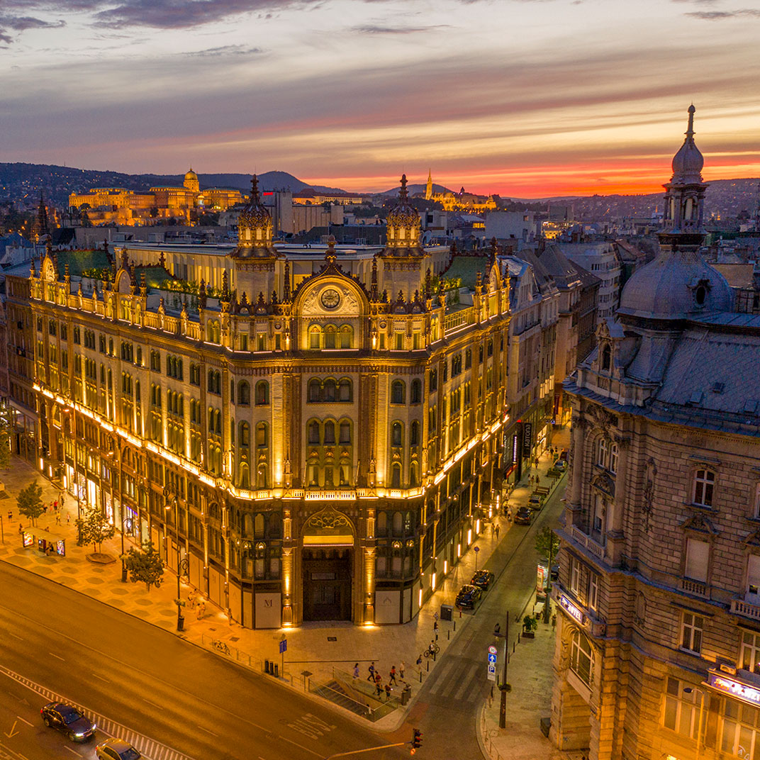 https://mdw-travel-data-us-east-1.s3.amazonaws.com/img/country/Hungary/Harmony-House/img_02.jpg