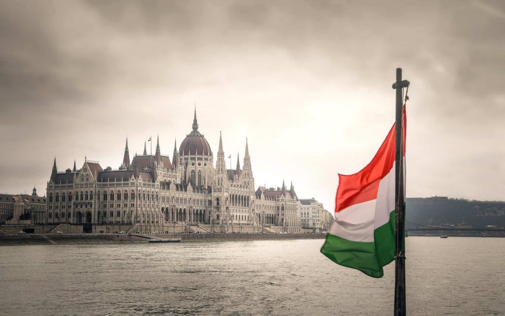 https://mdw-travel-data-us-east-1.s3.amazonaws.com/img/country/Hungary/Hungarikum-Fagylaltozo/img_03.jpg