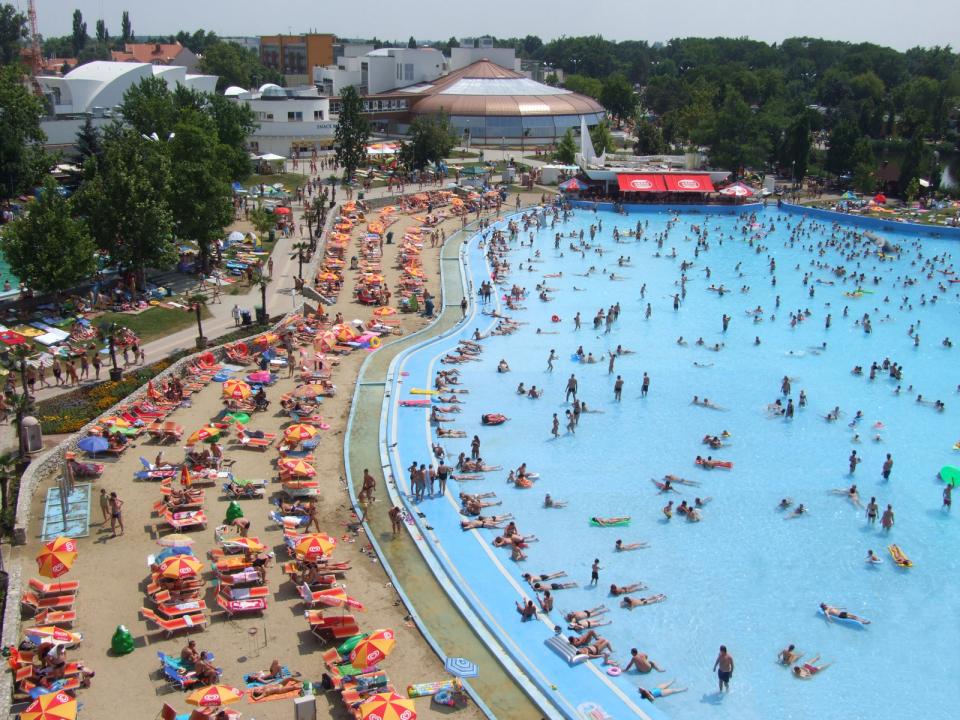 https://mdw-travel-data-us-east-1.s3.amazonaws.com/img/country/Hungary/Hungarospa-Hajduszoboszlo/img_02.jpg