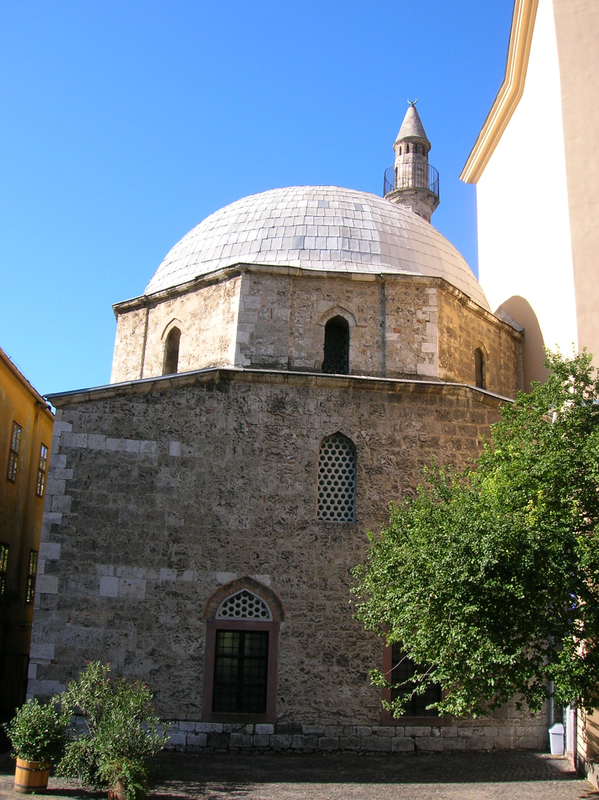 https://mdw-travel-data-us-east-1.s3.amazonaws.com/img/country/Hungary/Jakovali-Hassan-Mosque/img_00.jpg
