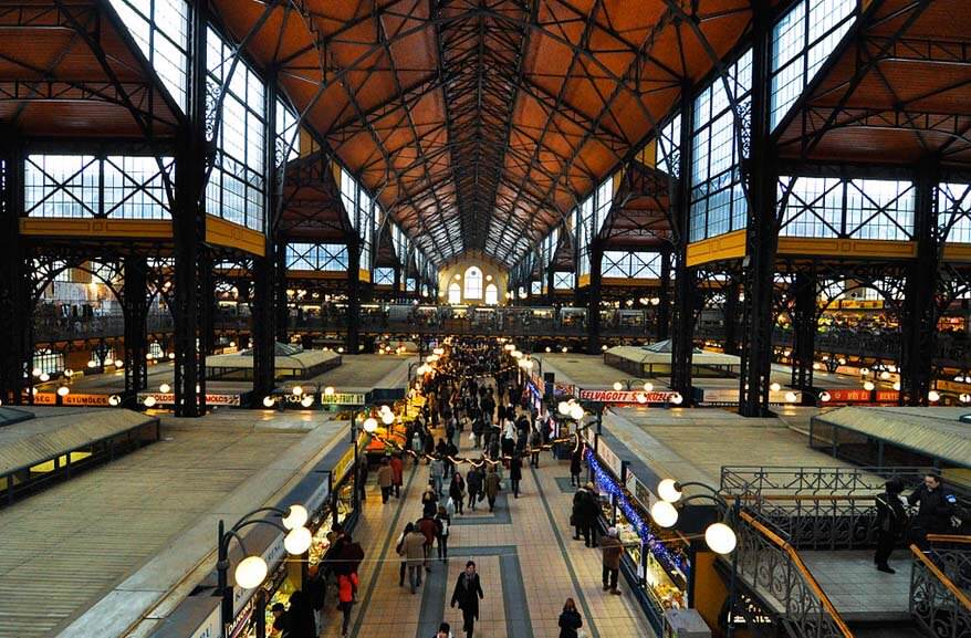 https://mdw-travel-data-us-east-1.s3.amazonaws.com/img/country/Hungary/Karcag-Market/img_03.jpg