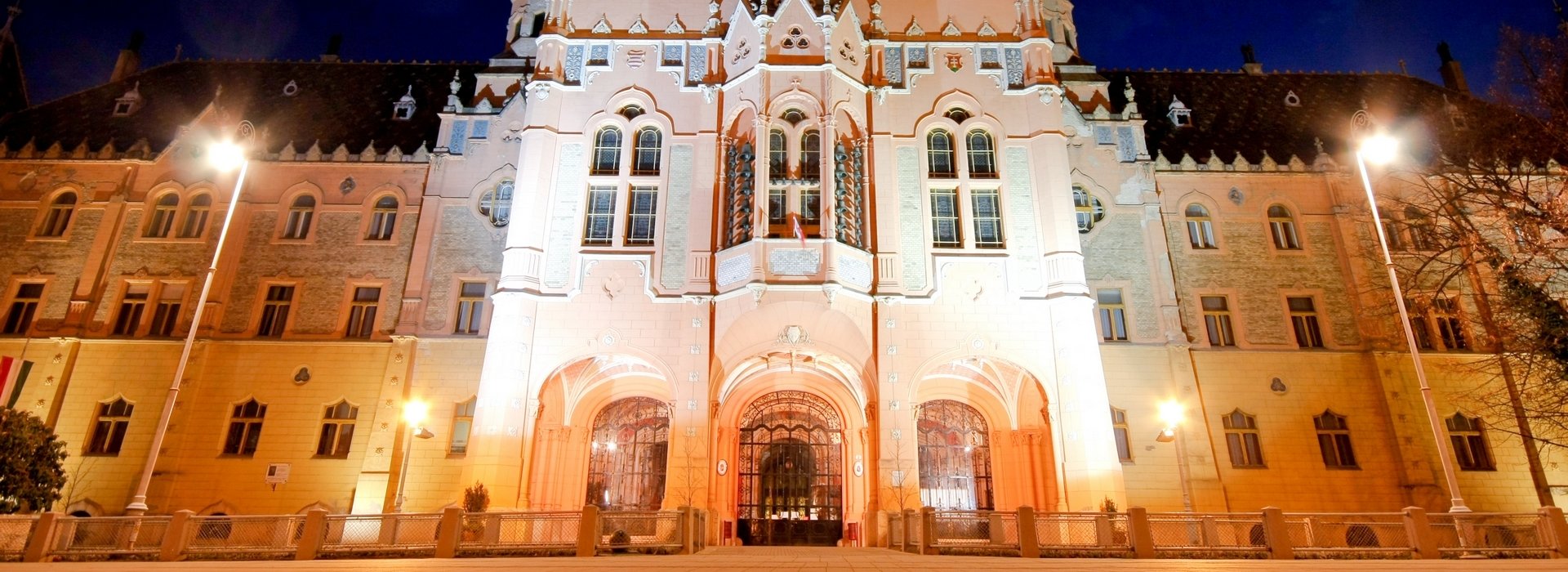 https://mdw-travel-data-us-east-1.s3.amazonaws.com/img/country/Hungary/Kecskemet-Cultural-and-Conference-Centre/img_02.jpg