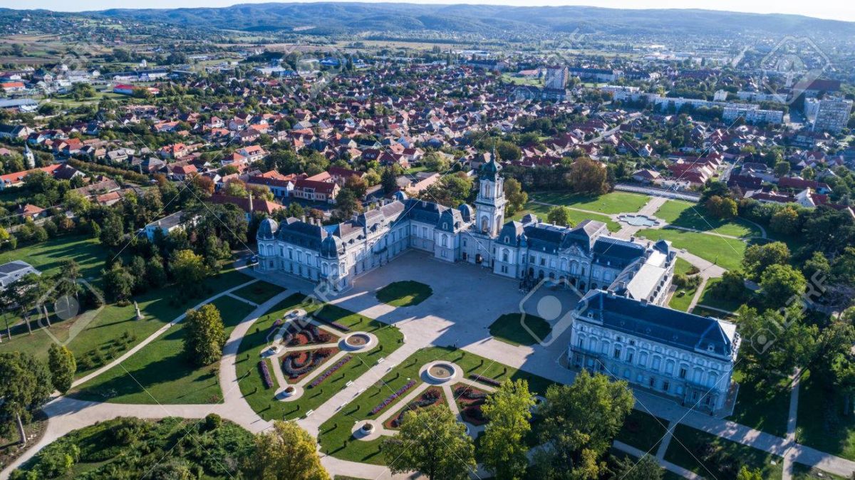https://mdw-travel-data-us-east-1.s3.amazonaws.com/img/country/Hungary/Keszthely/img_02.jpg