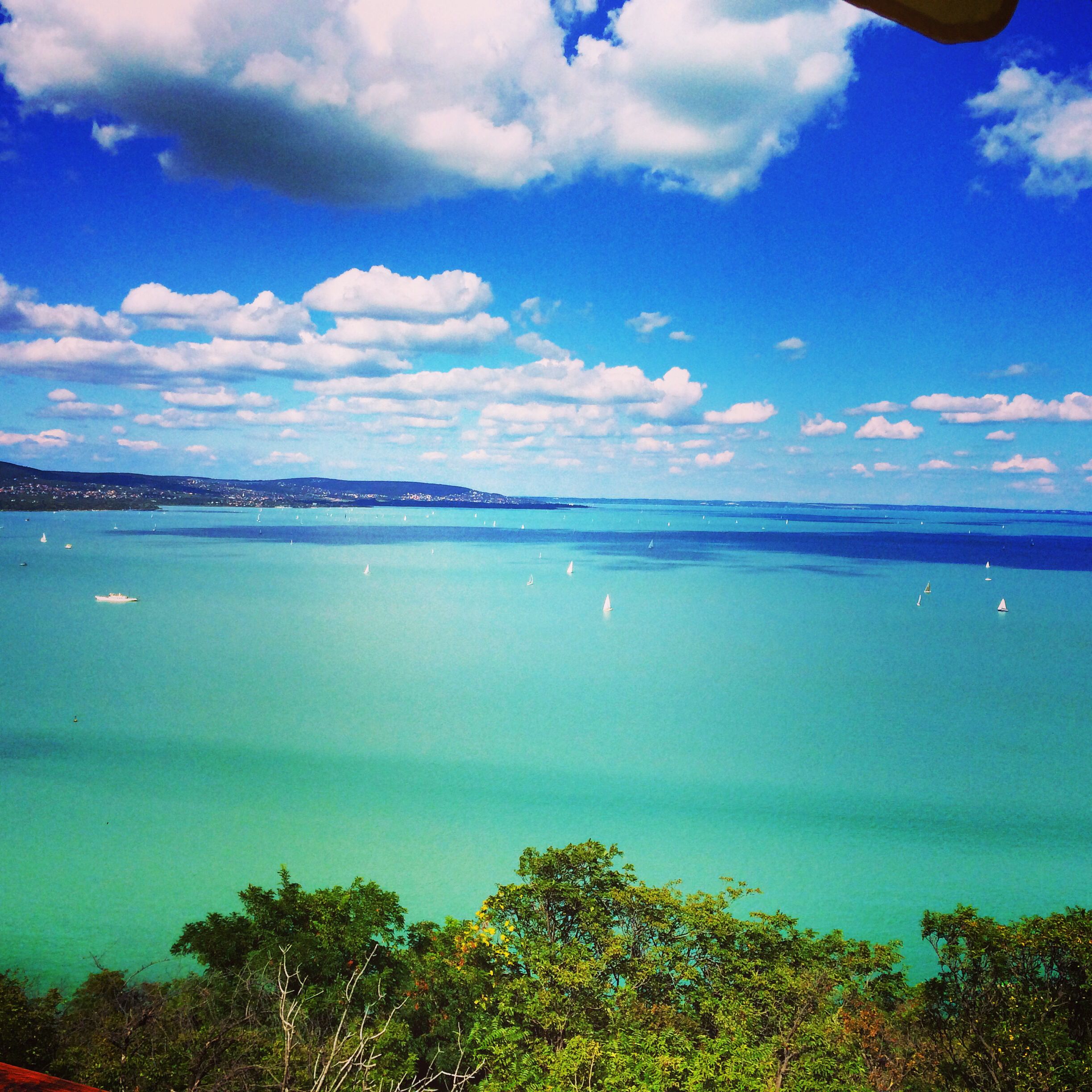 https://mdw-travel-data-us-east-1.s3.amazonaws.com/img/country/Hungary/Lake-Balaton/img_02.jpg