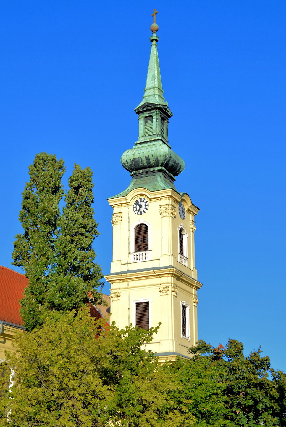 https://mdw-travel-data-us-east-1.s3.amazonaws.com/img/country/Hungary/Mariabesnyo-Pilgrimage-Church/img_05.jpg
