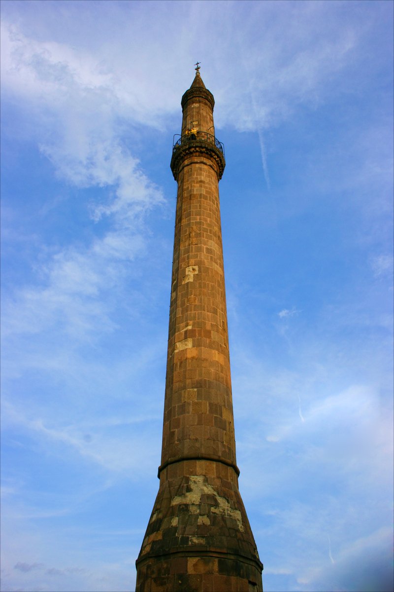 https://mdw-travel-data-us-east-1.s3.amazonaws.com/img/country/Hungary/Minaret-Exhibition/img_02.jpg