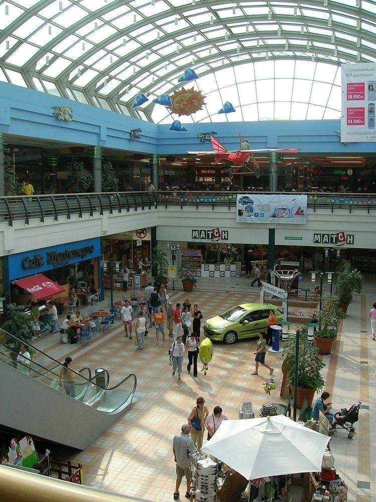 https://mdw-travel-data-us-east-1.s3.amazonaws.com/img/country/Hungary/Miskolc-Plaza/img_02.jpg