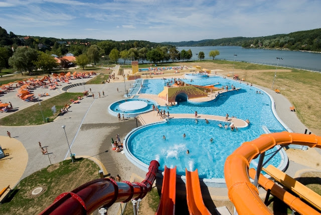 https://mdw-travel-data-us-east-1.s3.amazonaws.com/img/country/Hungary/Orfu-Adventure-Park/img_02.jpg
