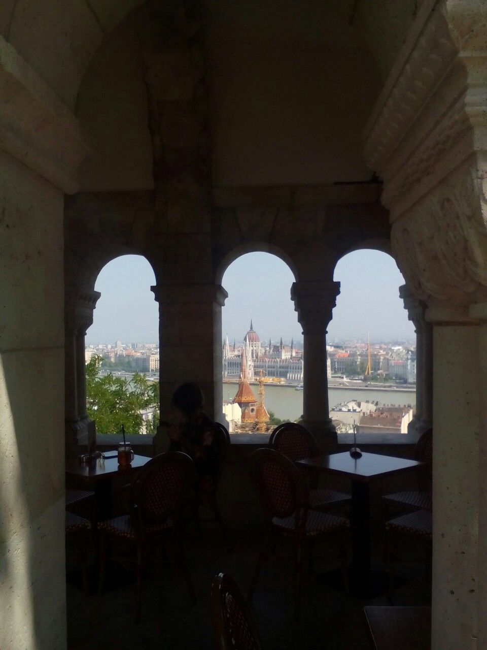 https://mdw-travel-data-us-east-1.s3.amazonaws.com/img/country/Hungary/Orsolya-Garden/img_01.jpg