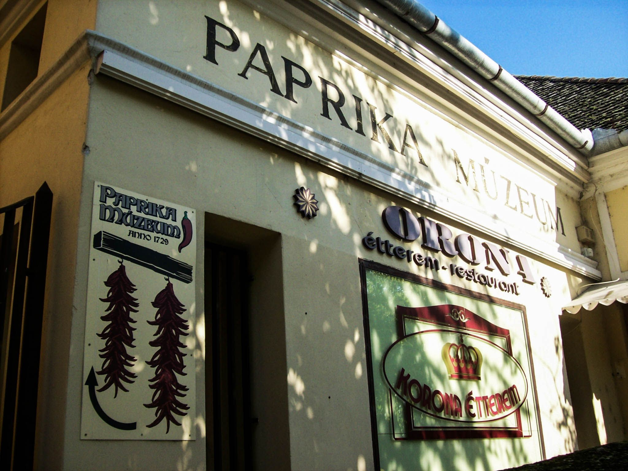 https://mdw-travel-data-us-east-1.s3.amazonaws.com/img/country/Hungary/Paprika-Museum/img_03.jpg