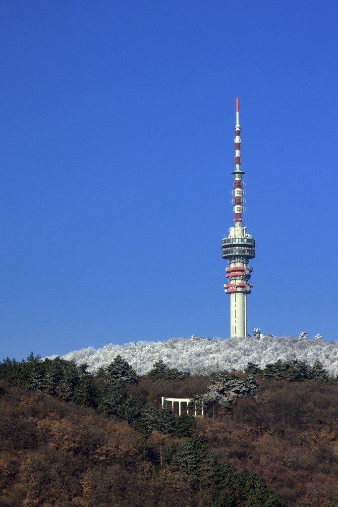 https://mdw-travel-data-us-east-1.s3.amazonaws.com/img/country/Hungary/Pecs-TV-Tower/img_03.jpg