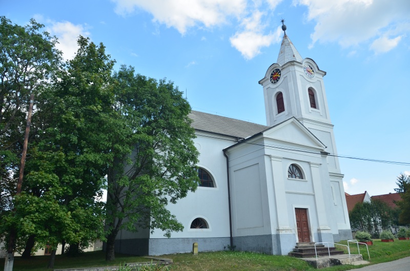 https://mdw-travel-data-us-east-1.s3.amazonaws.com/img/country/Hungary/Reformatus-Egyhaz/img_01.jpg