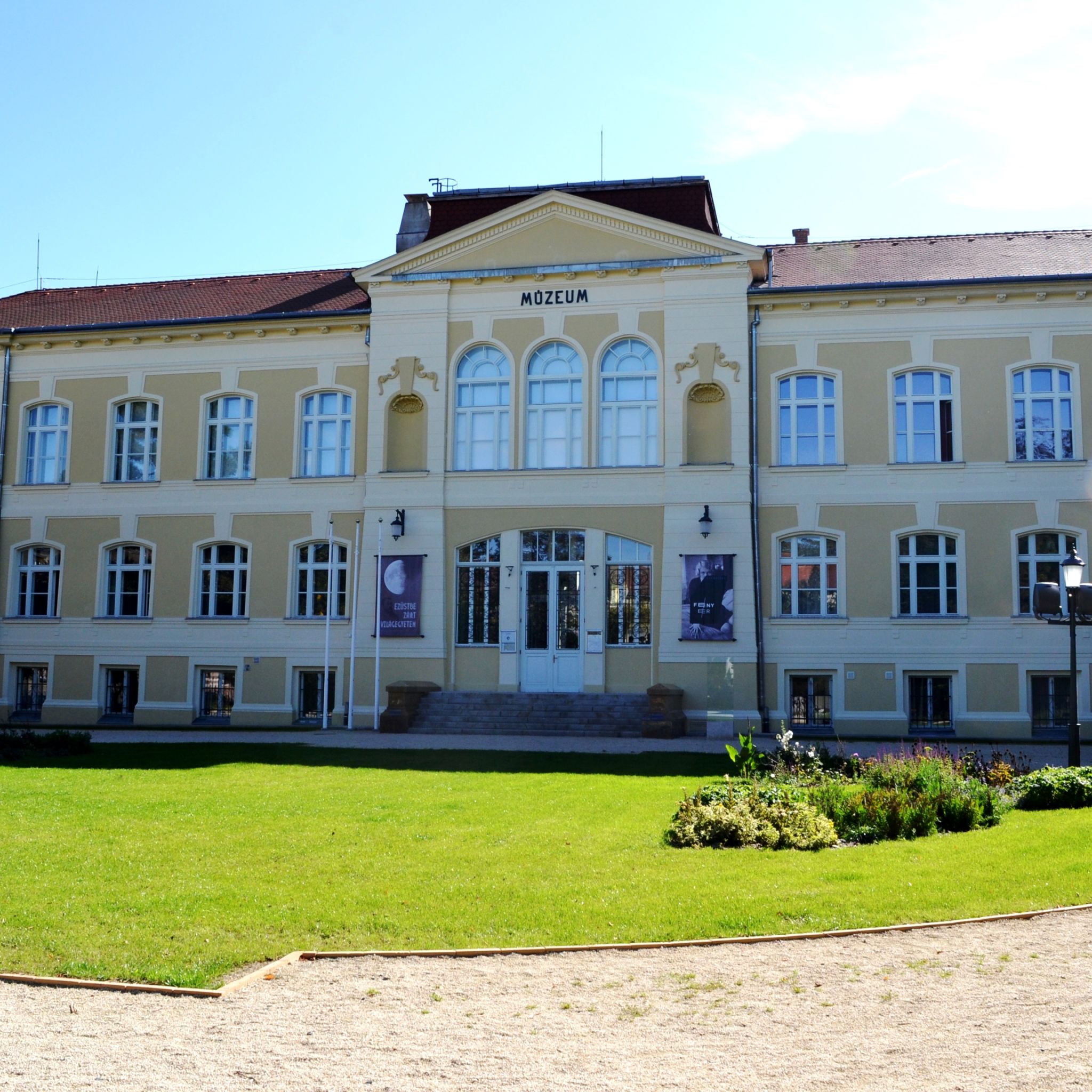 https://mdw-travel-data-us-east-1.s3.amazonaws.com/img/country/Hungary/Savaria-Museum/img_00.jpg