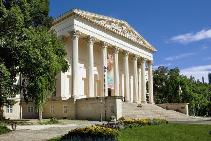 https://mdw-travel-data-us-east-1.s3.amazonaws.com/img/country/Hungary/Small-Mine-Museum/img_02.jpg