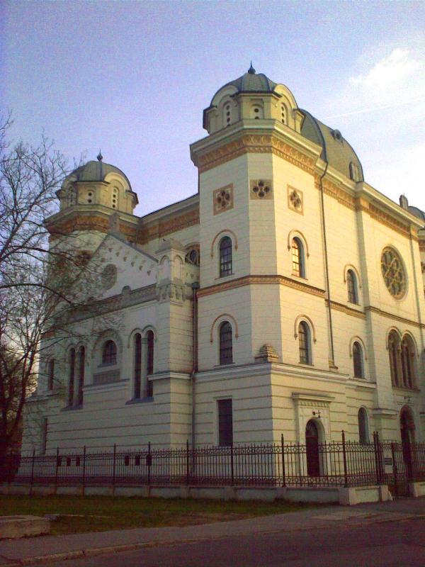 https://mdw-travel-data-us-east-1.s3.amazonaws.com/img/country/Hungary/Sopron-Small-Synagogue/img_03.jpg