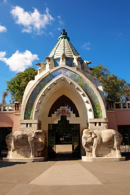 https://mdw-travel-data-us-east-1.s3.amazonaws.com/img/country/Hungary/Szolnok-Zoo-and-Botanical-Garden/img_00.jpg