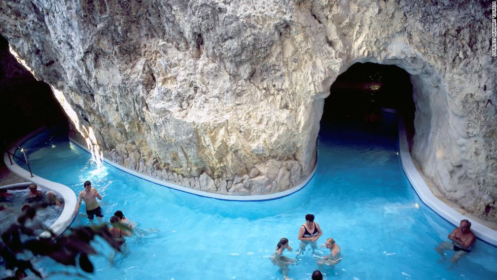 https://mdw-travel-data-us-east-1.s3.amazonaws.com/img/country/Hungary/Thermal-Spa-Sikonda/img_01.jpg