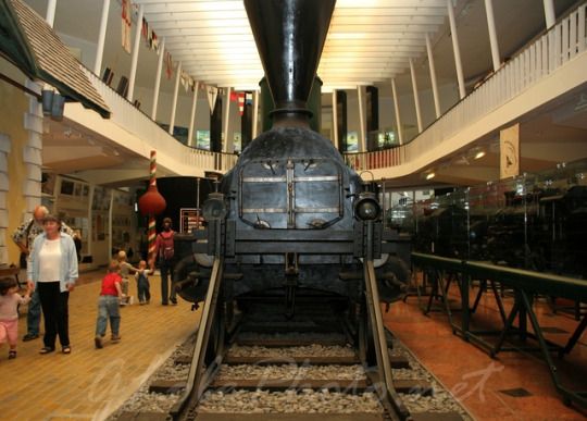 https://mdw-travel-data-us-east-1.s3.amazonaws.com/img/country/Hungary/Transport-Museum/img_02.jpg
