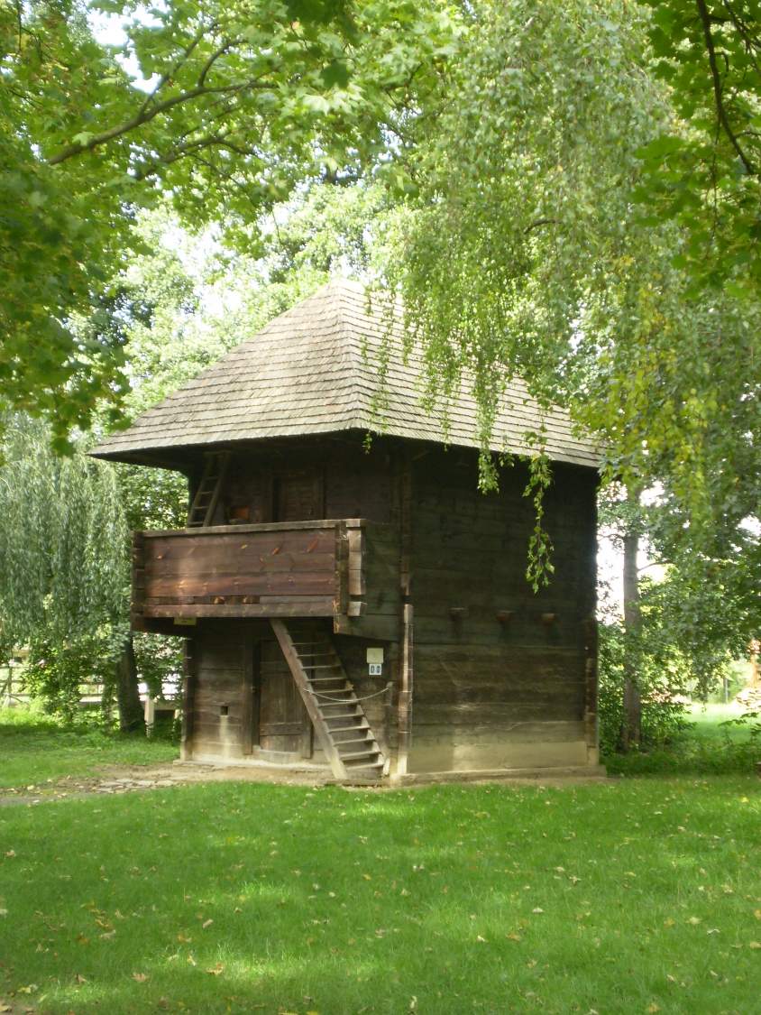 https://mdw-travel-data-us-east-1.s3.amazonaws.com/img/country/Hungary/Zalaegerszeg-Gocseji-Village-Museum/img_01.jpg