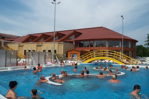 https://mdw-travel-data-us-east-1.s3.amazonaws.com/img/country/Hungary/Zalakaros/img_03.jpg