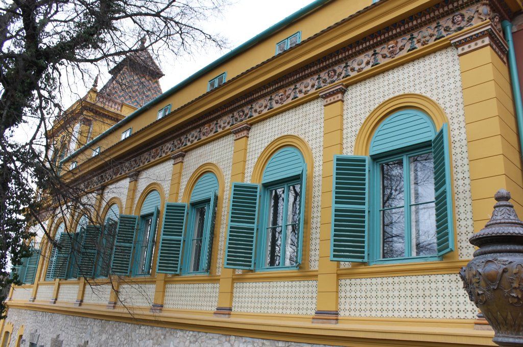 https://mdw-travel-data-us-east-1.s3.amazonaws.com/img/country/Hungary/Zsolnay-Cultural-Quarter/img_01.jpg