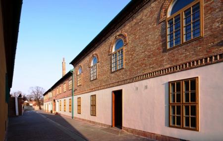 https://mdw-travel-data-us-east-1.s3.amazonaws.com/img/country/Hungary/Zsolnay-Cultural-Quarter/img_03.jpg