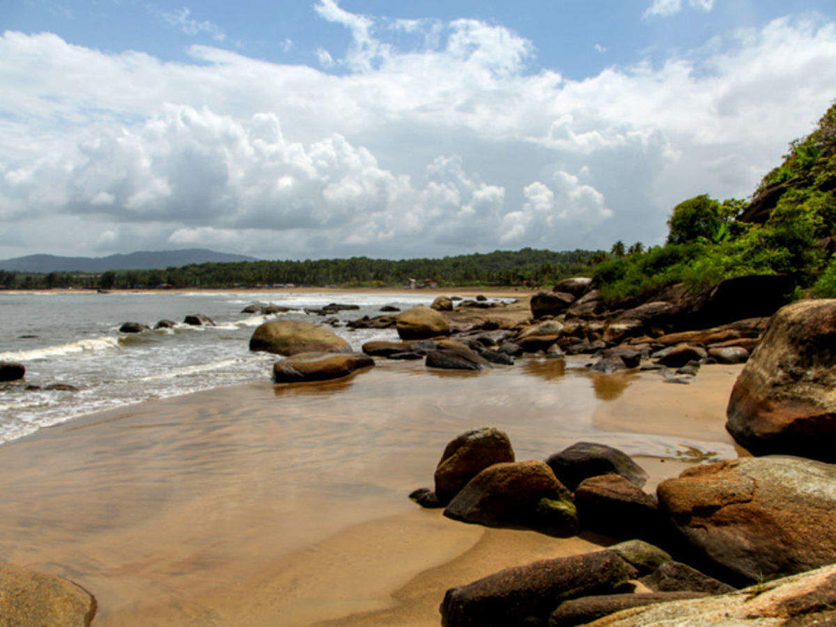 https://mdw-travel-data-us-east-1.s3.amazonaws.com/img/country/India/Agonda-Beach/img_00.jpg