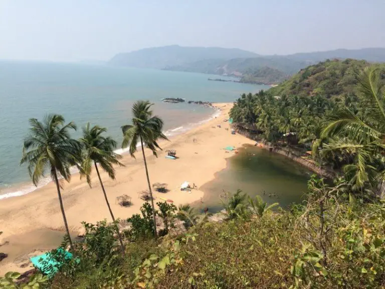 https://mdw-travel-data-us-east-1.s3.amazonaws.com/img/country/India/Agonda-Beach/img_01.jpg