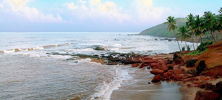 https://mdw-travel-data-us-east-1.s3.amazonaws.com/img/country/India/Anjuna-Beach/img_02.jpg