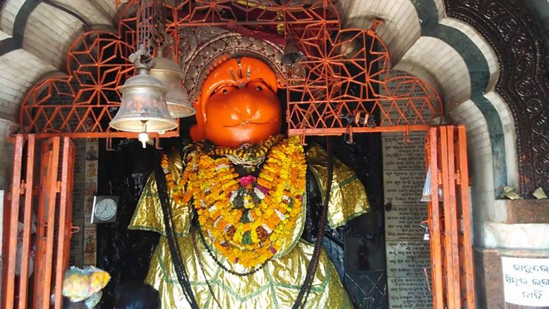 https://mdw-travel-data-us-east-1.s3.amazonaws.com/img/country/India/Bedi-Hanuman-Temple/img_01.jpg