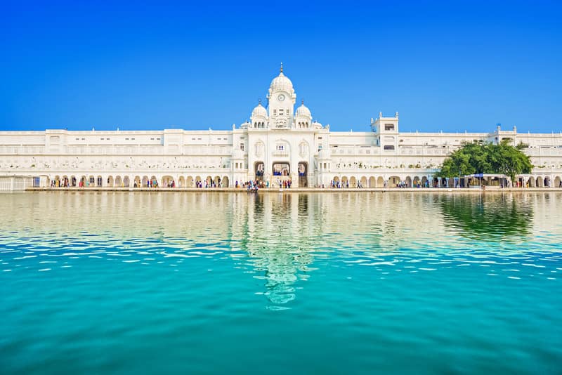 https://mdw-travel-data-us-east-1.s3.amazonaws.com/img/country/India/Central-Sikh-Museum/img_01.jpg