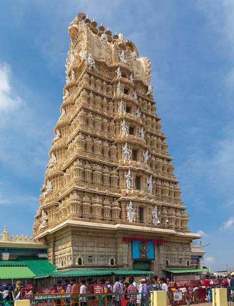 https://mdw-travel-data-us-east-1.s3.amazonaws.com/img/country/India/Chamundeshwari-Temple/img_01.jpg