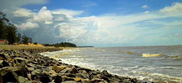 https://mdw-travel-data-us-east-1.s3.amazonaws.com/img/country/India/Chandipur-Beach/img_03.jpg