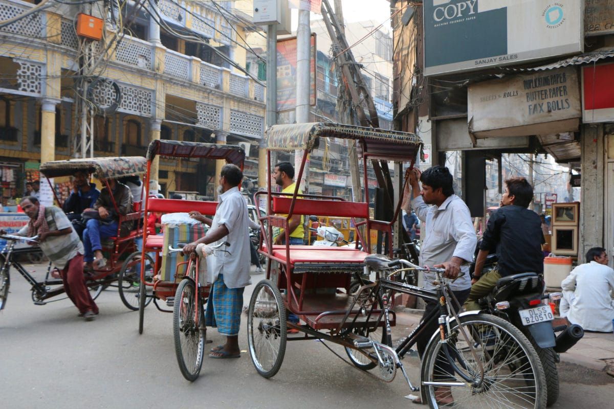 https://mdw-travel-data-us-east-1.s3.amazonaws.com/img/country/India/Chowk-Bazaar/img_03.jpg