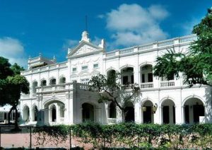 https://mdw-travel-data-us-east-1.s3.amazonaws.com/img/country/India/Darshan-Museum/img_01.jpg