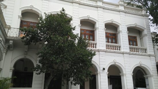 https://mdw-travel-data-us-east-1.s3.amazonaws.com/img/country/India/Darshan-Museum/img_02.jpg