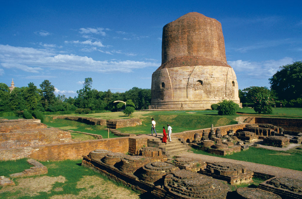 https://mdw-travel-data-us-east-1.s3.amazonaws.com/img/country/India/Dhamek-Stupa/img_02.jpg