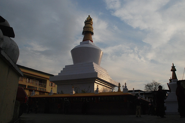 https://mdw-travel-data-us-east-1.s3.amazonaws.com/img/country/India/Do-Drul-Chorten-Monastery/img_02.jpg