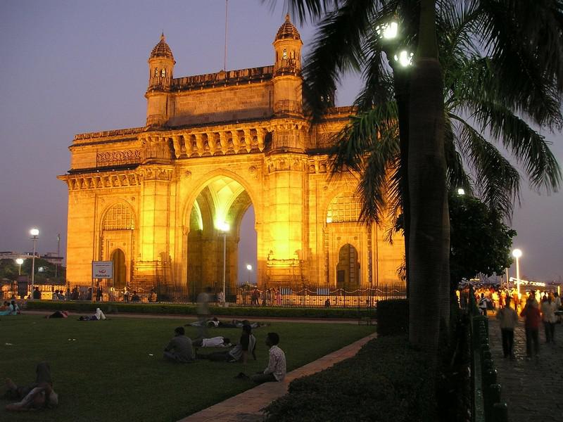 https://mdw-travel-data-us-east-1.s3.amazonaws.com/img/country/India/Film-City-Mumbai/img_01.jpg