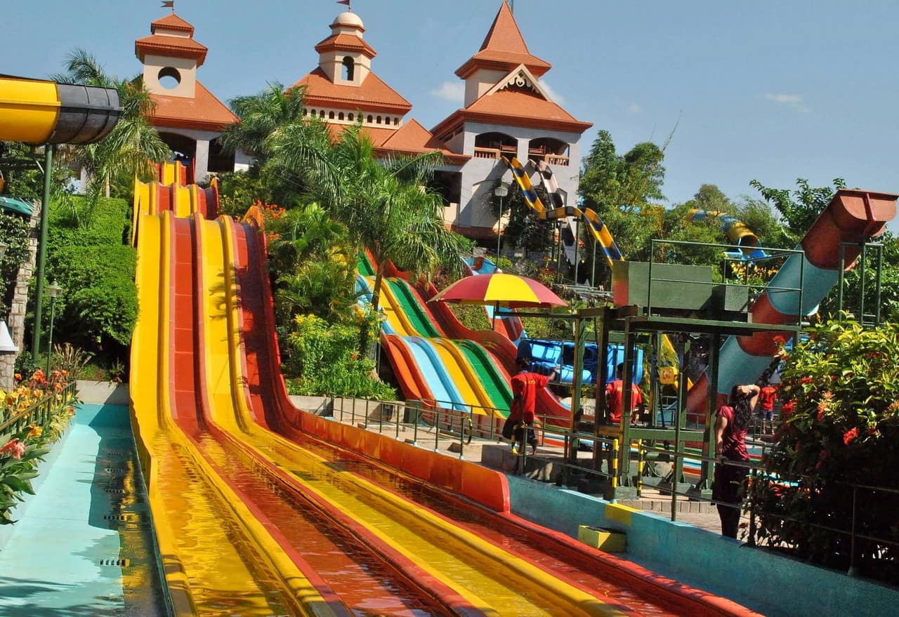 https://mdw-travel-data-us-east-1.s3.amazonaws.com/img/country/India/GRS-Fantasy-Park/img_02.jpg