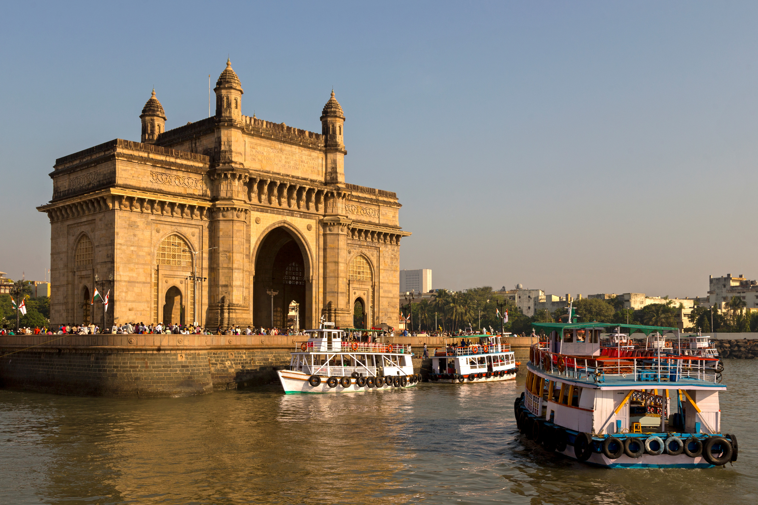 https://mdw-travel-data-us-east-1.s3.amazonaws.com/img/country/India/Gateway-of-India/img_01.jpg