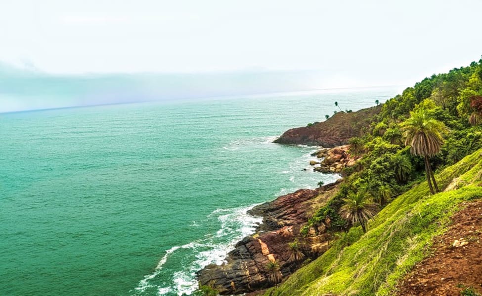 https://mdw-travel-data-us-east-1.s3.amazonaws.com/img/country/India/Gokarna/img_02.jpg