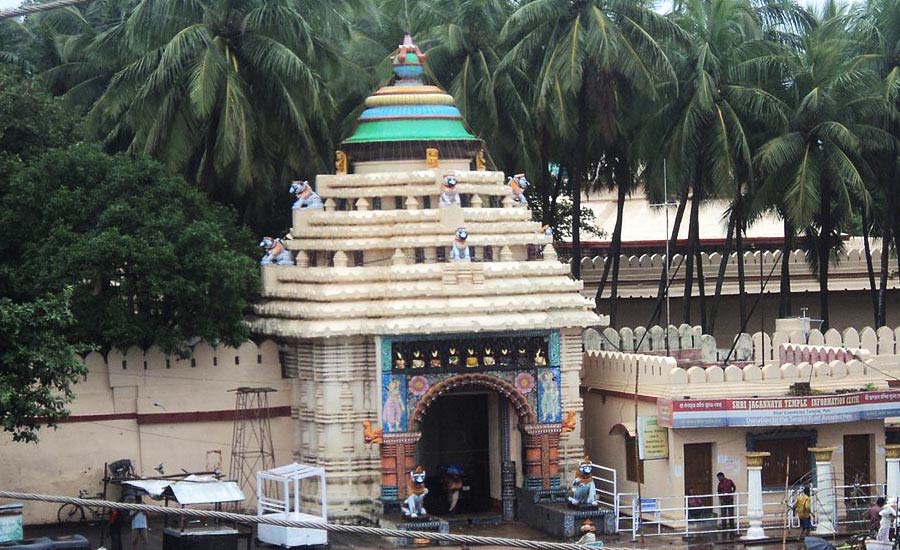 https://mdw-travel-data-us-east-1.s3.amazonaws.com/img/country/India/Gundicha-Temple/img_01.jpg