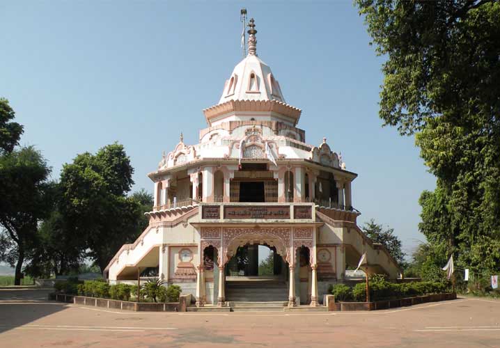 https://mdw-travel-data-us-east-1.s3.amazonaws.com/img/country/India/Kabirvad/img_01.jpg