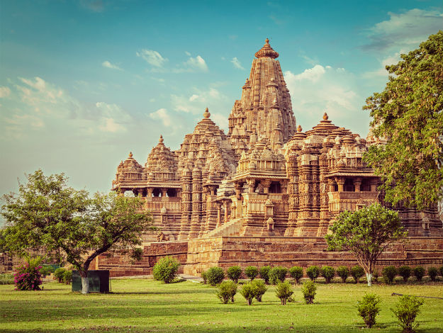 https://mdw-travel-data-us-east-1.s3.amazonaws.com/img/country/India/Kabirvad/img_03.jpg