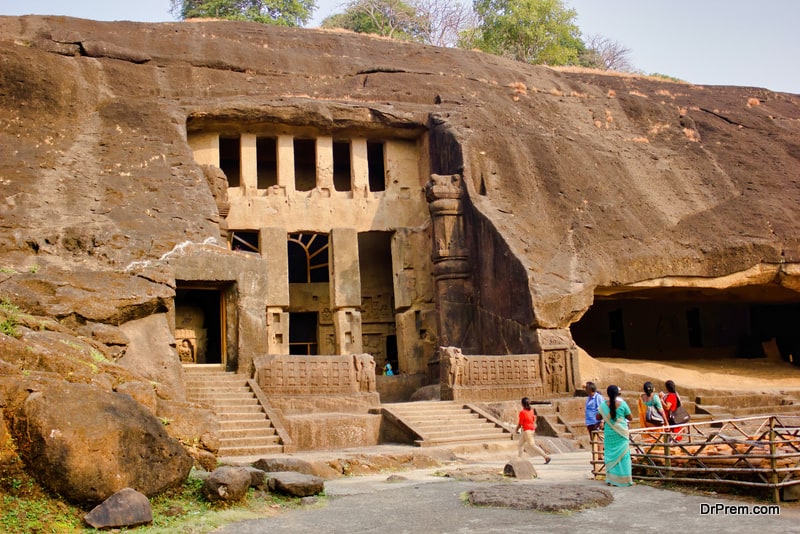 https://mdw-travel-data-us-east-1.s3.amazonaws.com/img/country/India/Kanheri-Caves/img_01.jpg