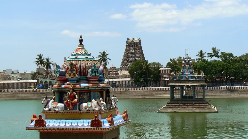 https://mdw-travel-data-us-east-1.s3.amazonaws.com/img/country/India/Kapaleeshwarar-Temple/img_02.jpg
